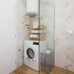 Cozy In Okrug Gornji With Swimming Pool Apartman *