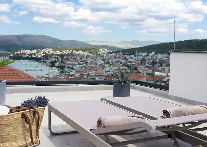 Gorgeous In Okrug Gornji
